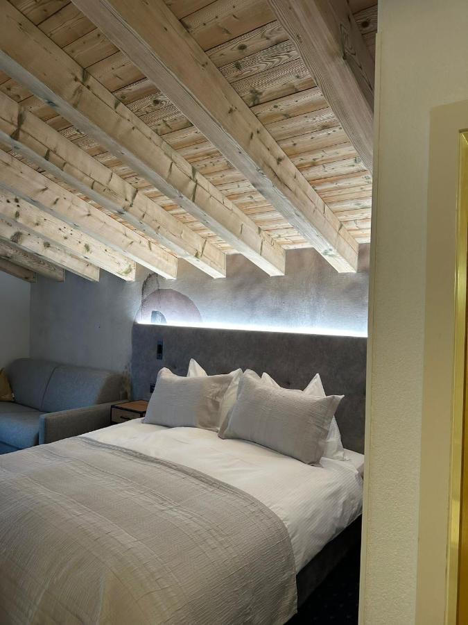 Hotel Buenda ดาวอส ภายนอก รูปภาพ